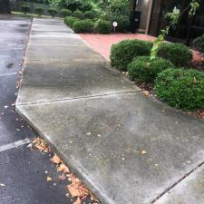 Building Sidewalk Washing 0